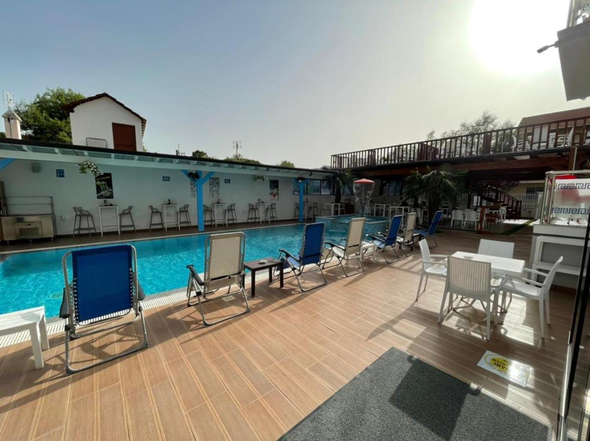Brian Hotel Velipojë