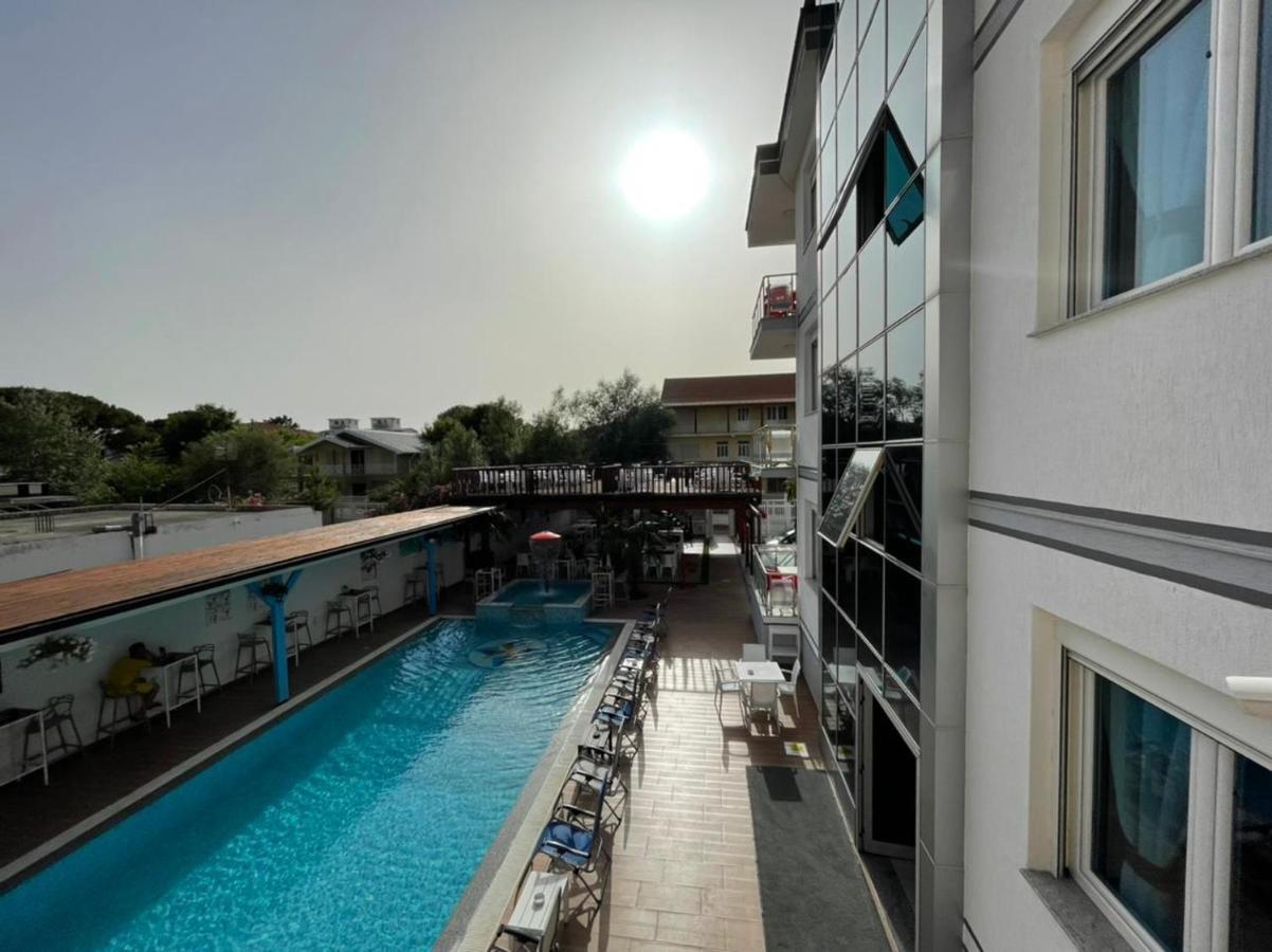 Brian Hotel 4*