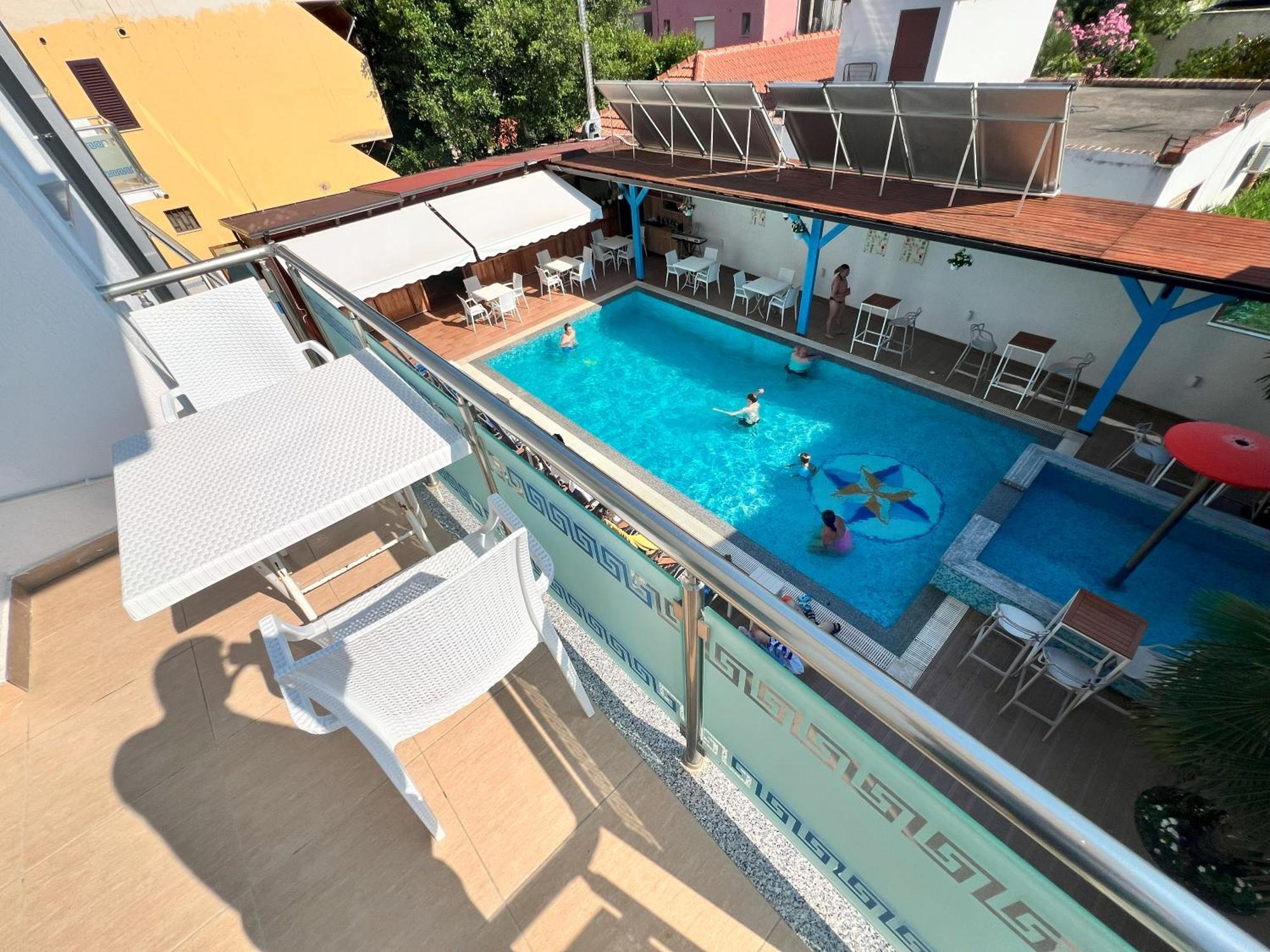 Hotel Brian 4*